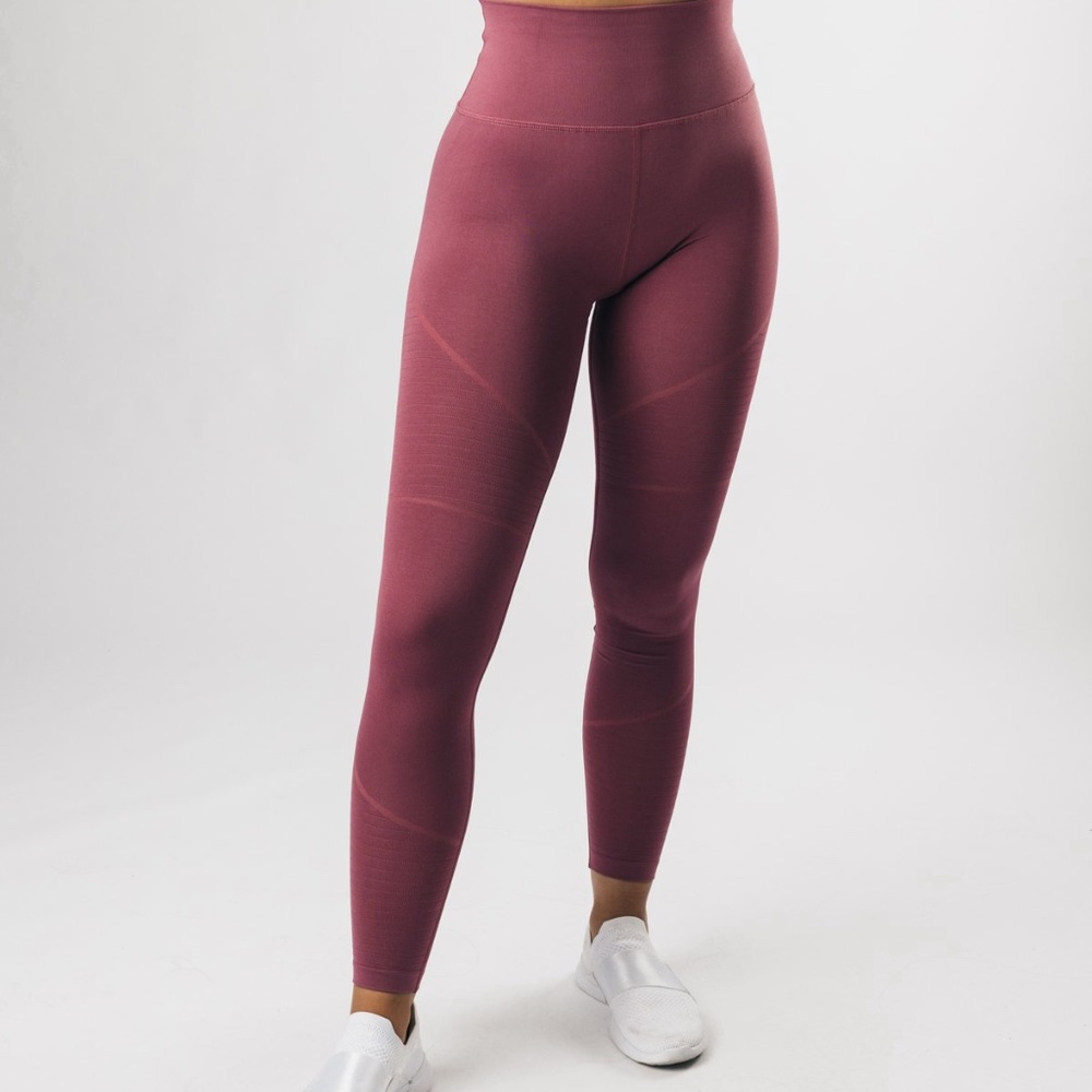 Alphalete Small Medium OG Revival Leggings